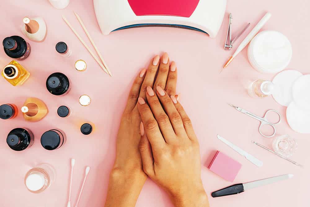 Nail Polish Remover: The Essential Beauty Tool That Every Nail Enthusiast Needs!
